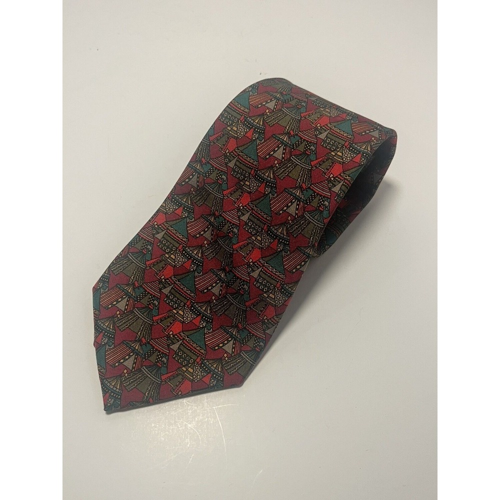 SALVATORE FERRAGAMO Made in ITALY 100% Silk Tie Men's Necktie Red Green Tents